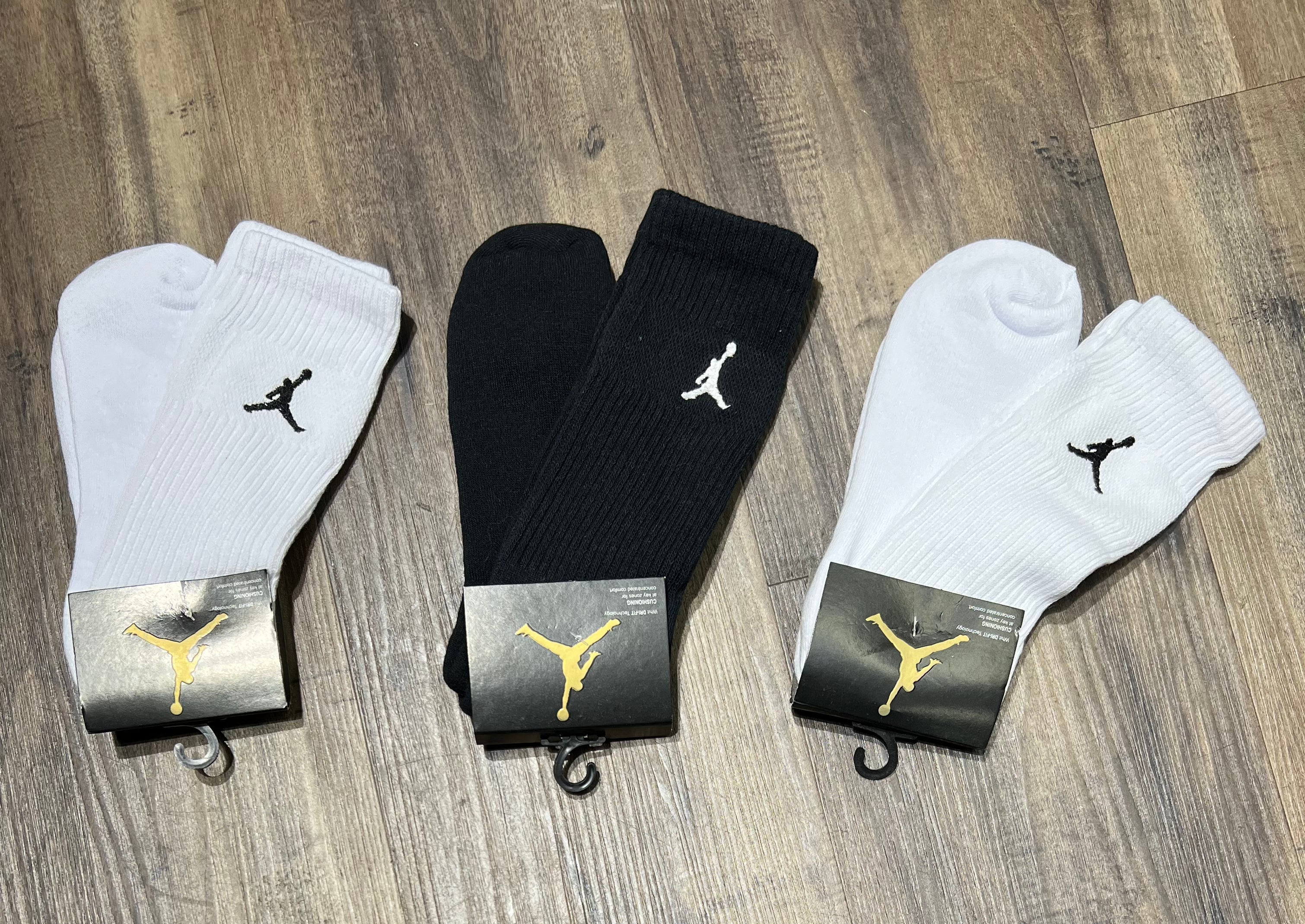 Kit com 3 pares de meias de alta qualidade