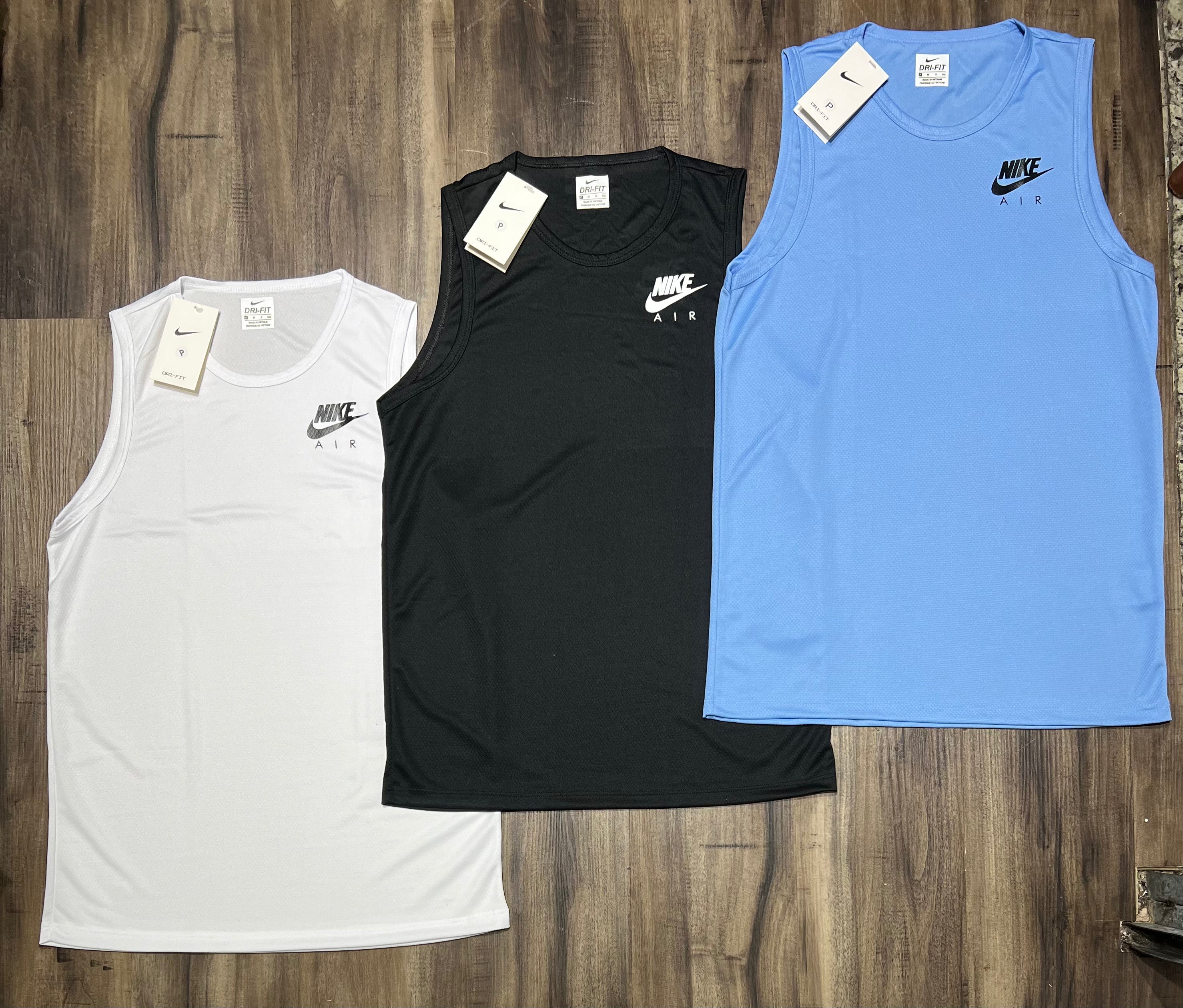Kit com 3 regatas Nike dri-fit